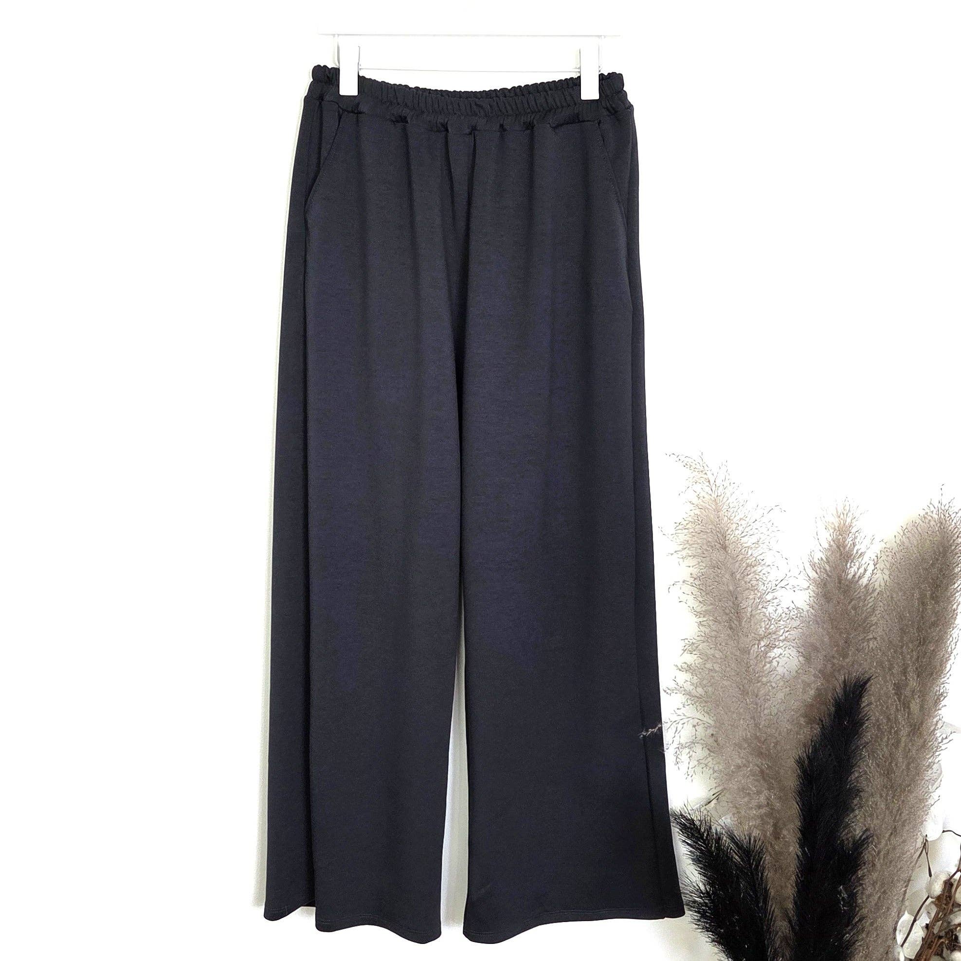 Tempest Designs - Wholesale Pants - Women's - Scuba fabric straight leg trousers with pockets and elasticated waistband (M-L)2