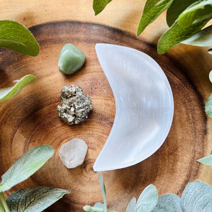 Ark Made - Wholesale Spiritual Stone/Crystal - Money Magic Mini Altar