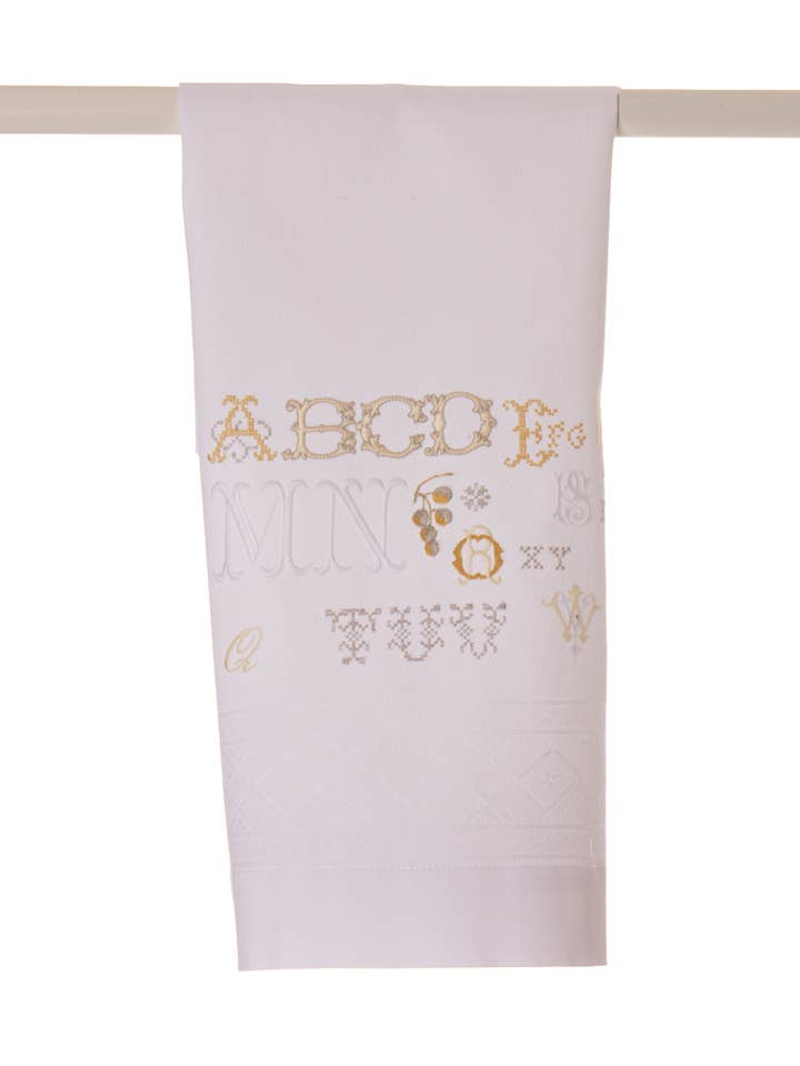 Serviette ABC pour la vente par Teresa Alecrim - Têxteis para o Lar