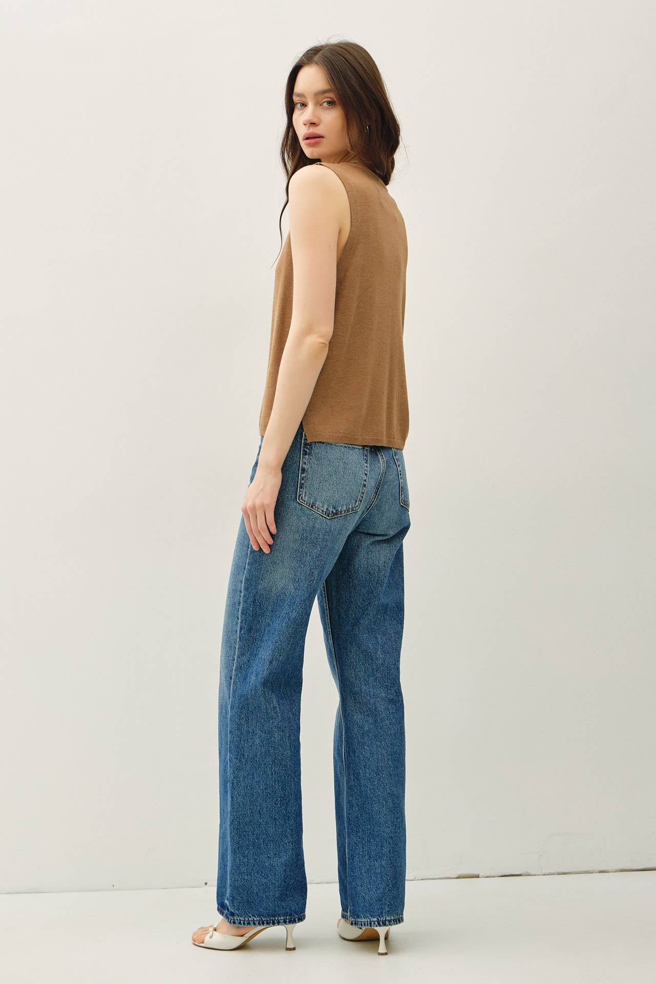 Be Cool - Wholesale Sweater Vest - Women's - BOXY CUT BUTTON UP V-NECK SWEATER VEST 18