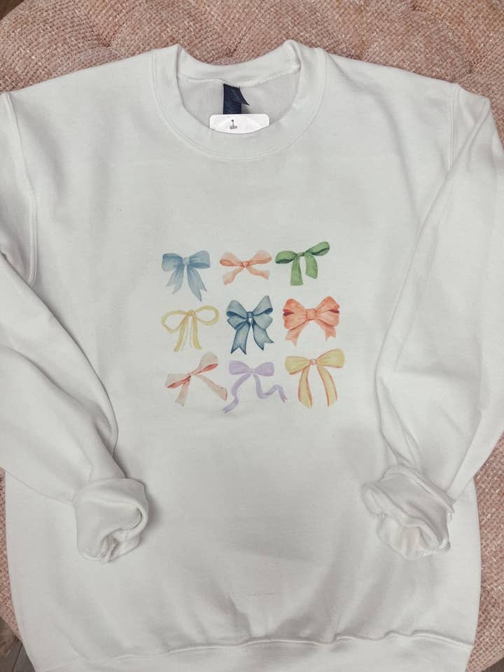 Felpa Girly Coquette Bow per la vendita all'ingrosso da parte di OliviaGrace & Co.