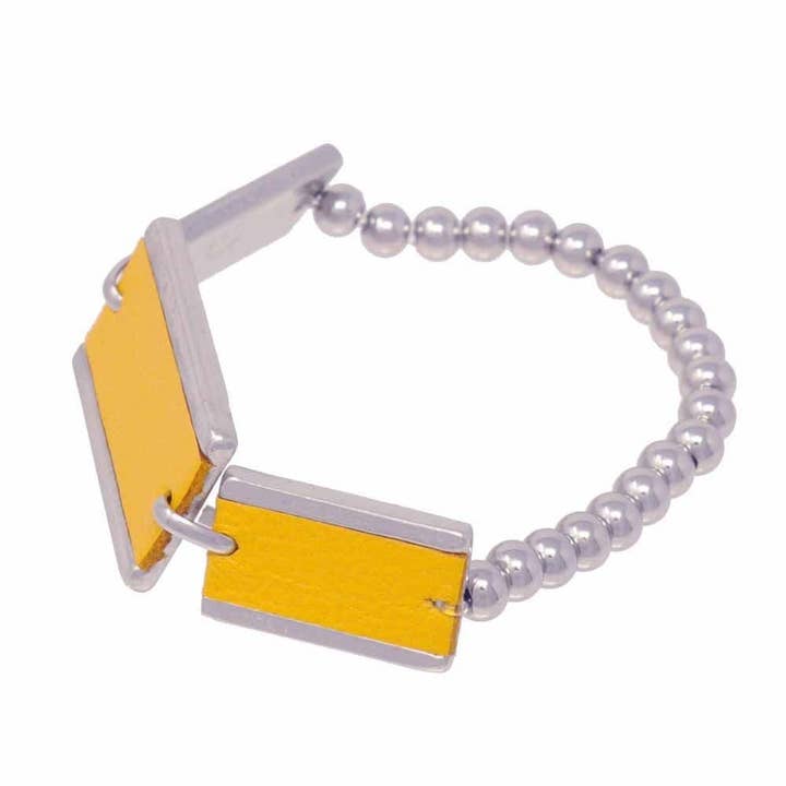 Rechthoekige kogelarmband van leer en staal, geel voor wholesale door Sobo & Co Jewellery