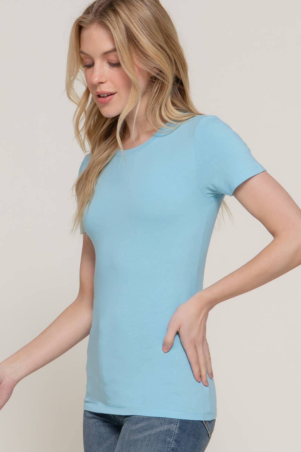 Active Basic | Active USA - Vente T-shirt – femme - Top en jersey de coton et élasthanne à manches courtes et col rond26