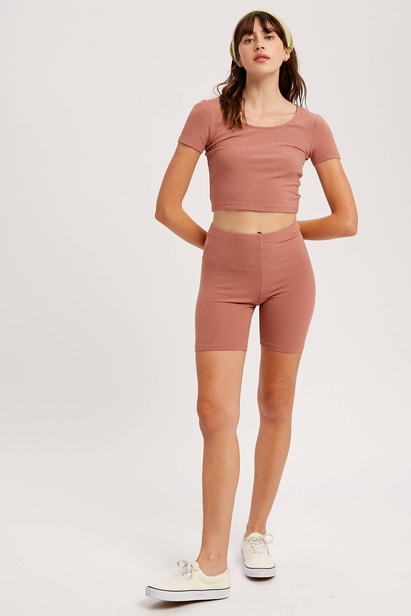 Listicle - Vente Ensemble de vêtements d'intérieur – femme - Ensemble de détente côtelé style motard6