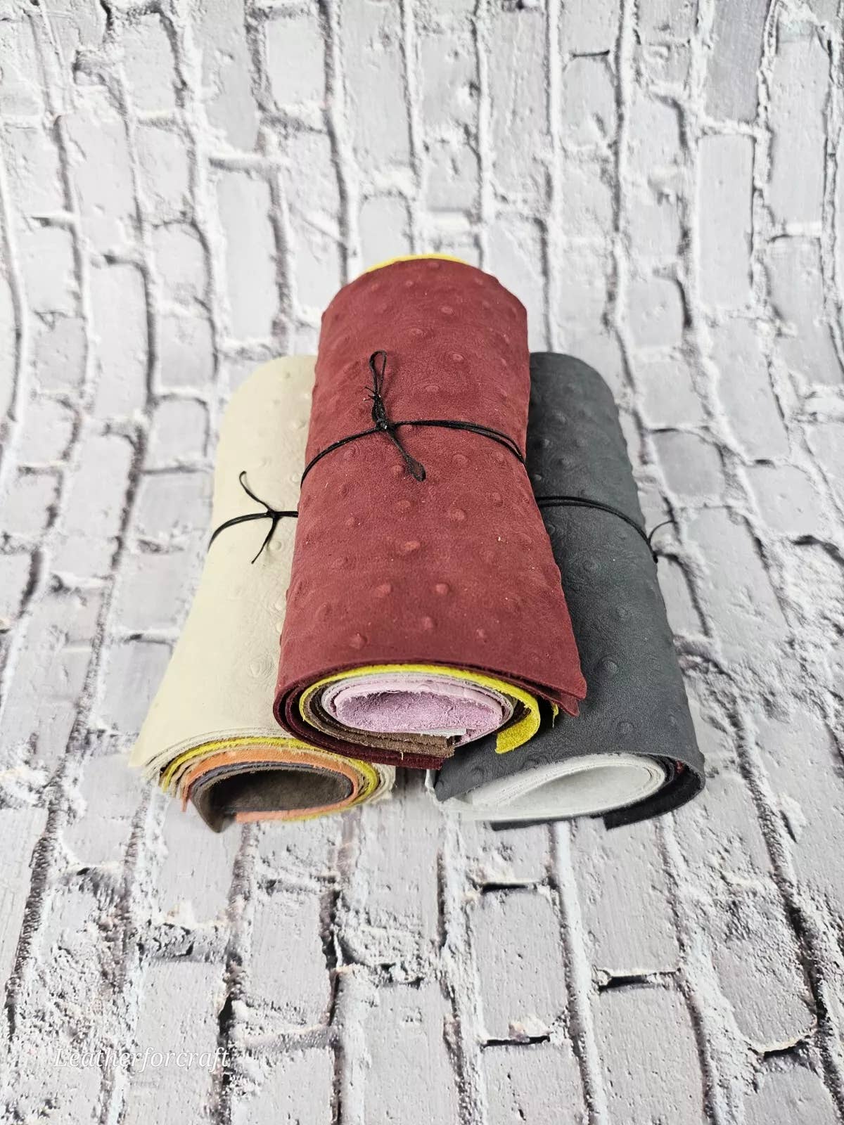 Leatherforcraft - Wholesale Craft Supplies - Ostrich Embossed Leather Scraps Pack Small Size