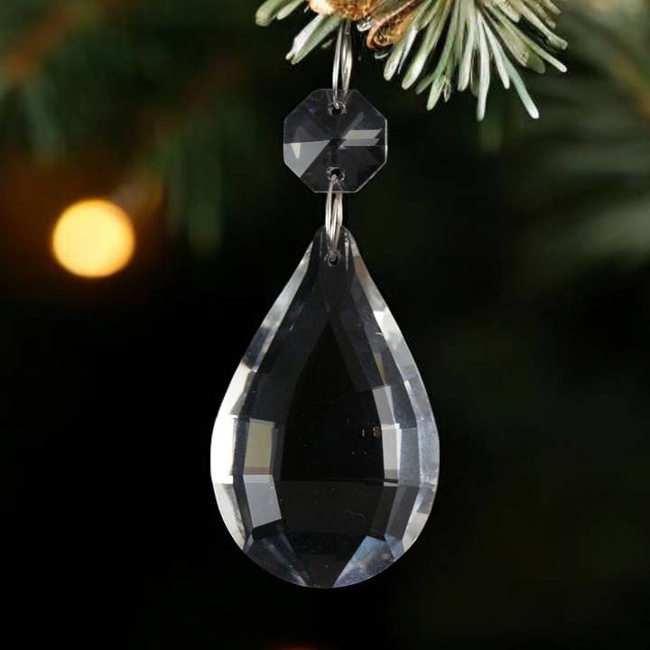 Ornamento in cristallo di pera - 50/63 mm per la vendita all'ingrosso da parte di Decor N Beyond