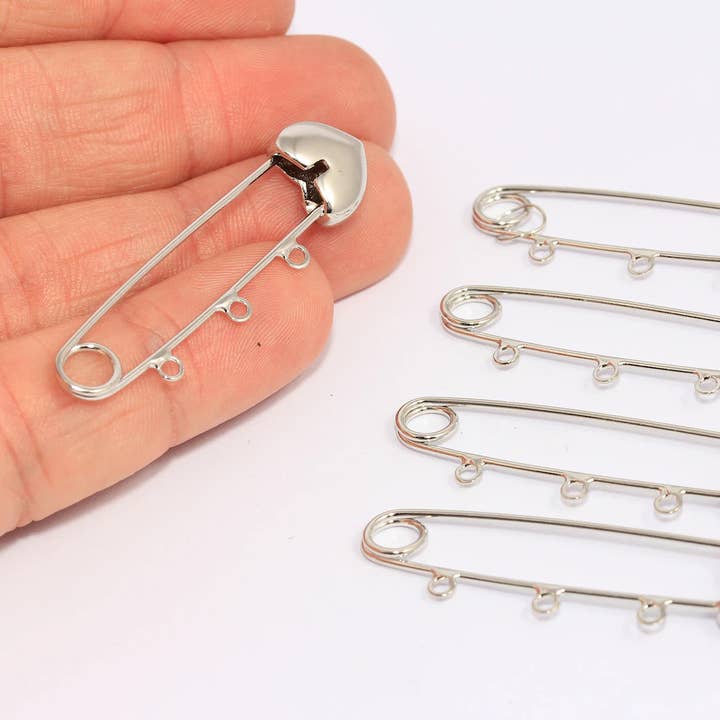 Charm épingle de sûreté plaqué rhodium 12x50mm avec boucles, BRT502 pour la vente par QueenJewelryM