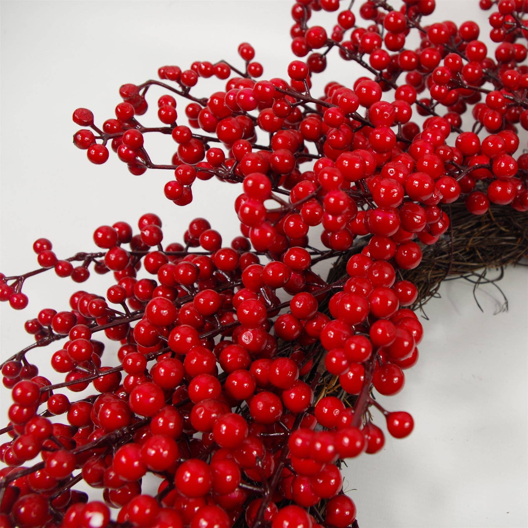 Leaf Design UK LTD - Wholesale Wreath - Christmas Red Berry Floristry Wreath 60cm 24" Luxury1