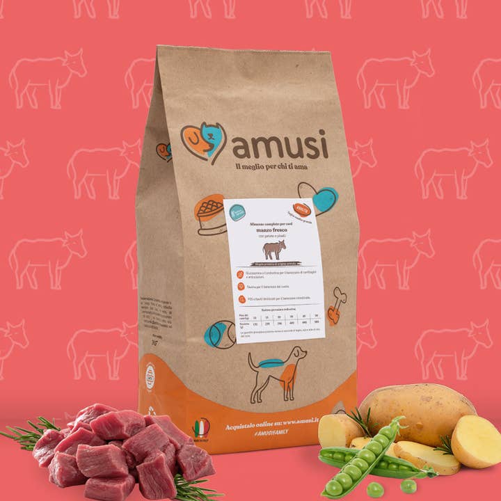 Kibble with Fresh Beef, Potatoes, and Peas for Adults for wholesale by Pettech S.r.l.