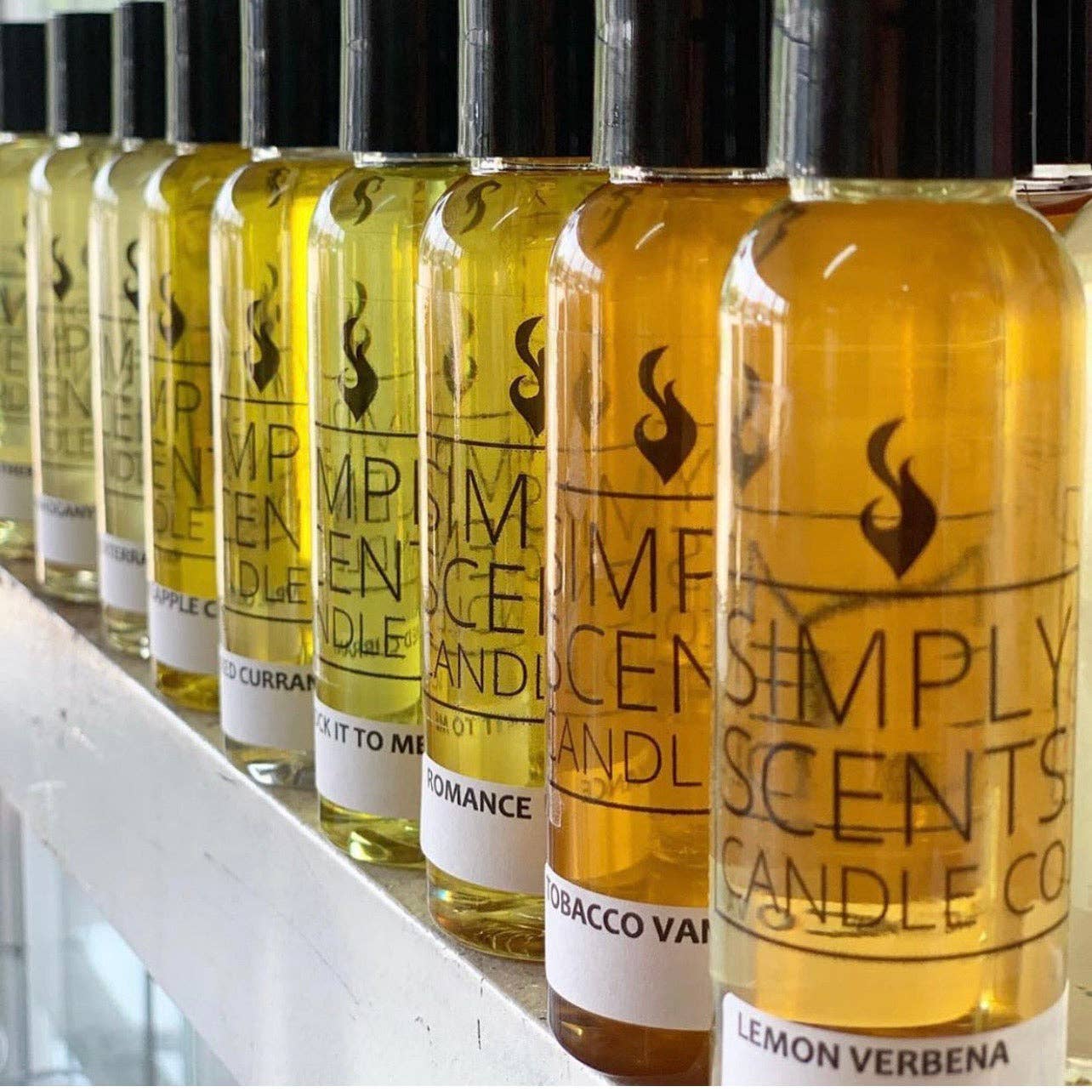 Simply Scents Candle Co. - Wholesale Fragrance Oil - 4 oz. Burning Oil1