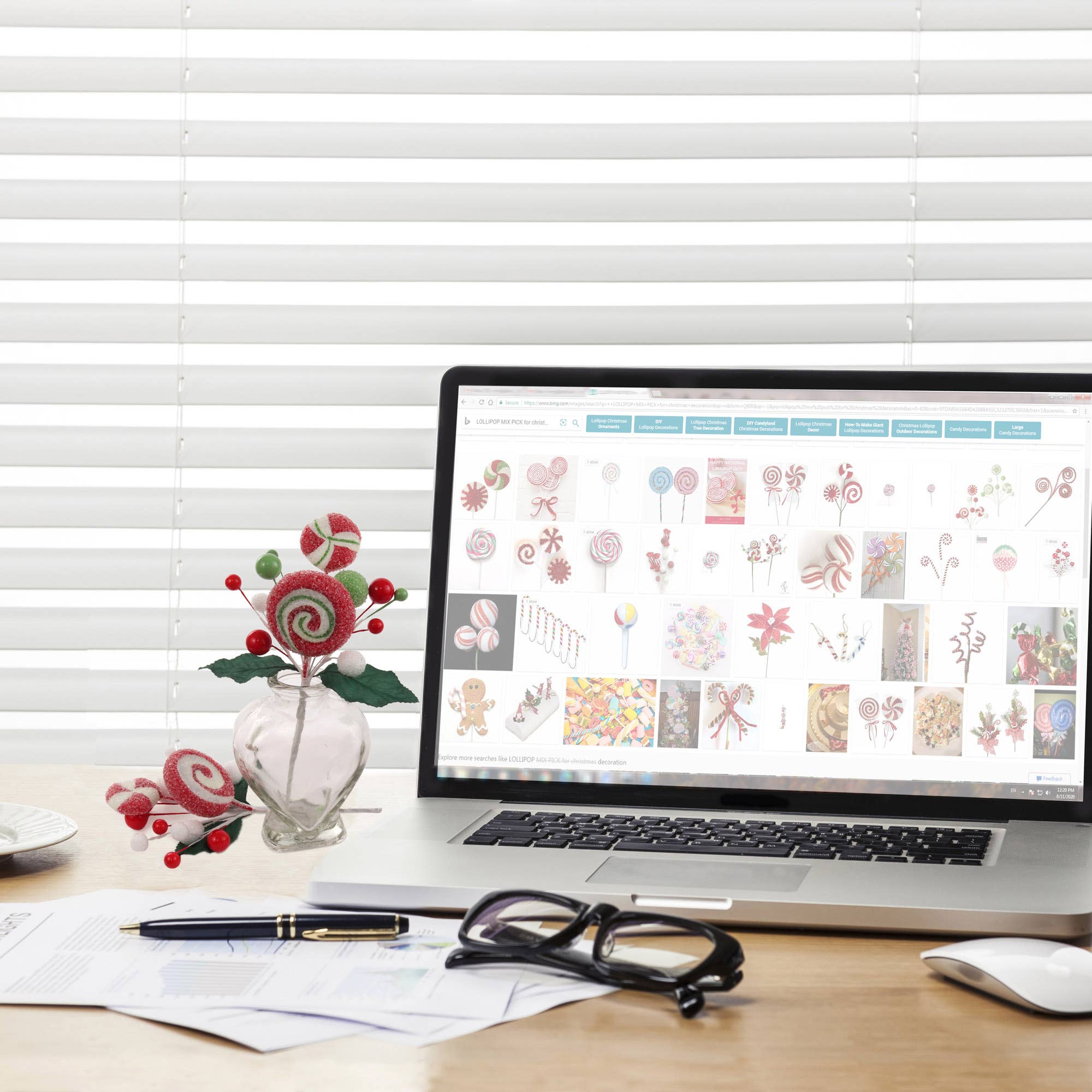 Larksilk - Wholesale Christmas Decoration - Set Of 24 Christmas Lollipop Sprays With Foliage Accents2