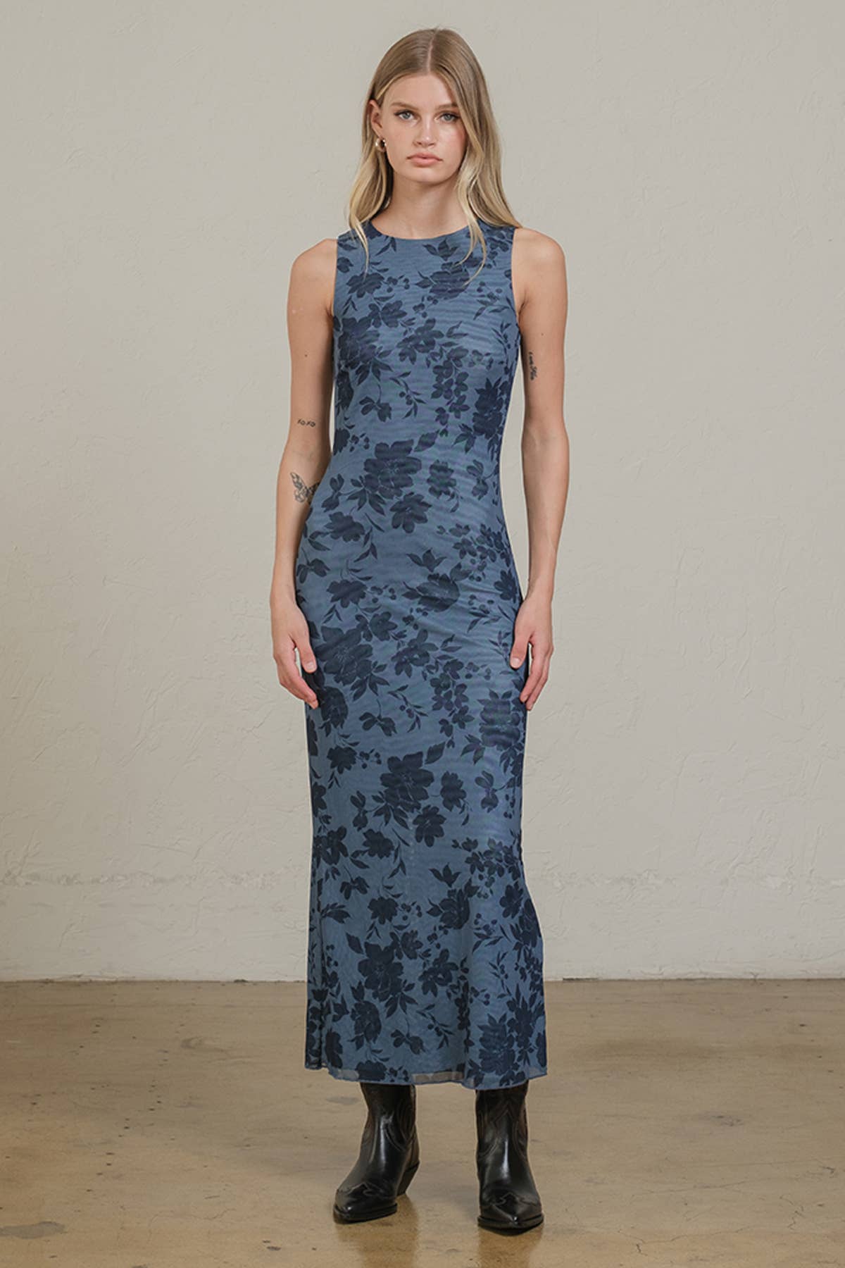 FLORAL BLEU Robe en maille Midnight Bloom - RD1204 en vente sur Faire4