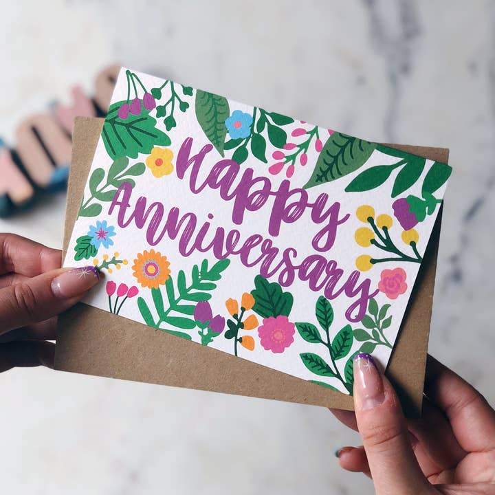 Grattis för wholesale av Xoxo Designs by Ruth