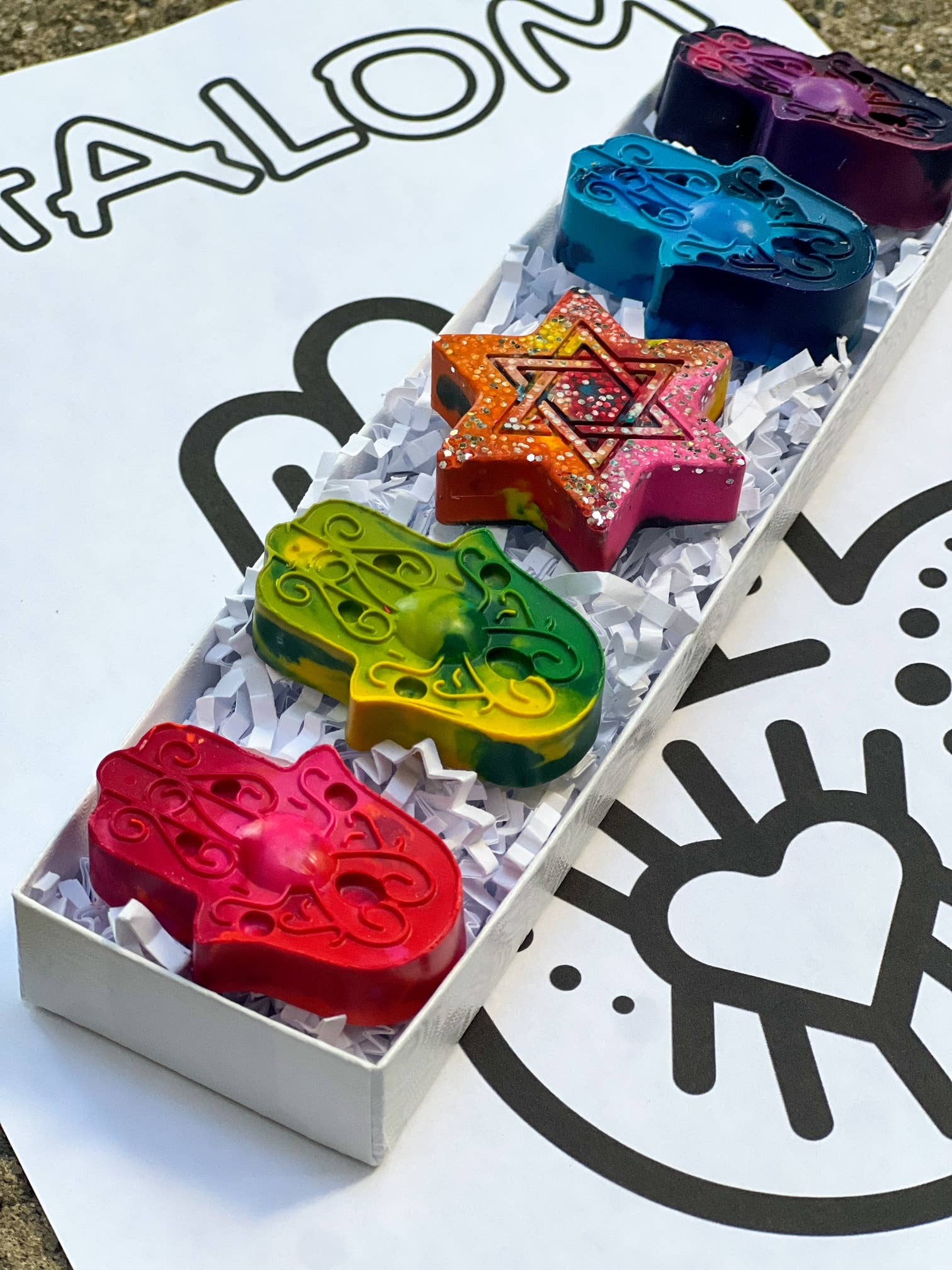 Cre8ive Crayonz - Wholesale Crayons - Hamsa Crayon5