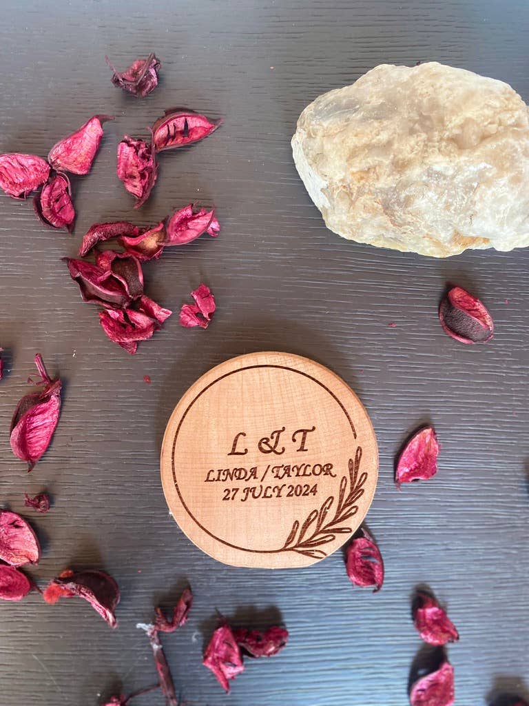 WoodCraftHaven - Vente Sous-verre - Sous-verres en bois fabriqués à la main : des cadeaux de mariage pour votre magasin13