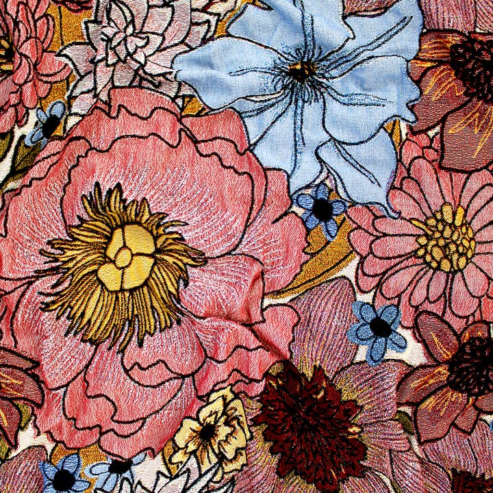 Calhoun & Co. - Wholesale Throw Blanket - Dream Garden Tapestry Blanket