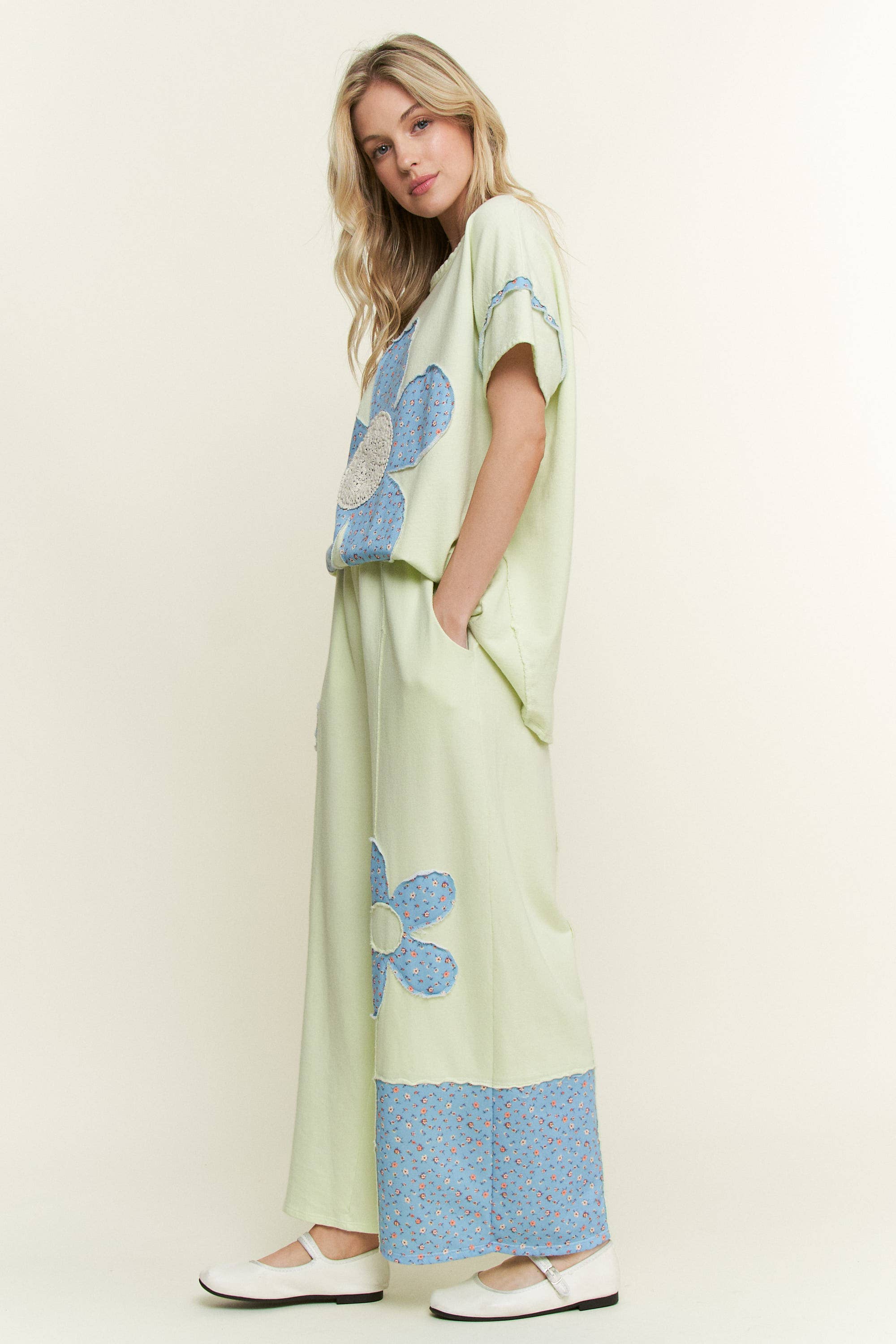 J.Her - Vente Pantalon – femme - Pantalon en molleton de coton avec patchs de fleurs HP651113