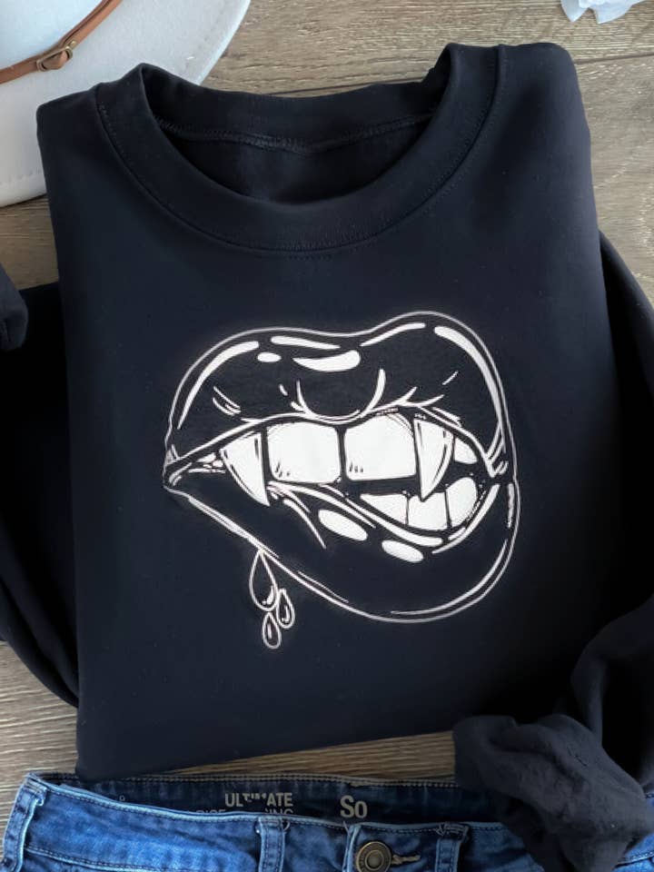 Love Bites Vampire Lips Goth Sweatshirt Pullover Halloween for wholesale by Pretty Attitude Clothing - EU