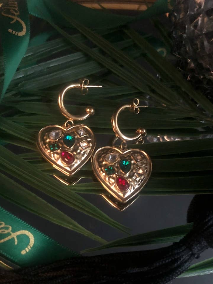 Boucles d'oreilles Joelle pour la vente par Feline Jewelry Studio Universe