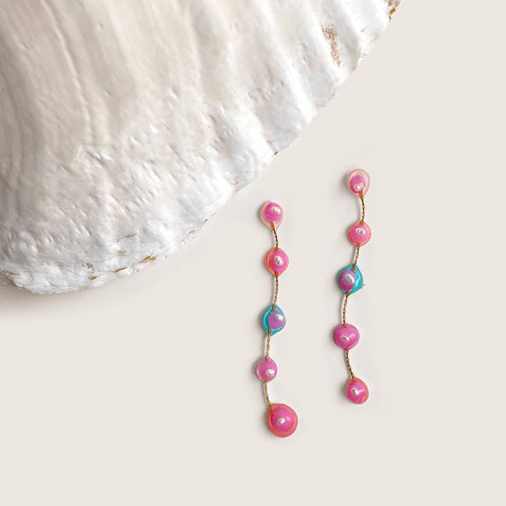 Little Secrets Hängeohrringe, einfarbig, mehrfarbig, mit Perlen für den Großhandel von HIJA UNICA