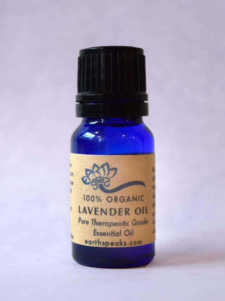 Lavender Oil for wholesale by Earth Speaks
