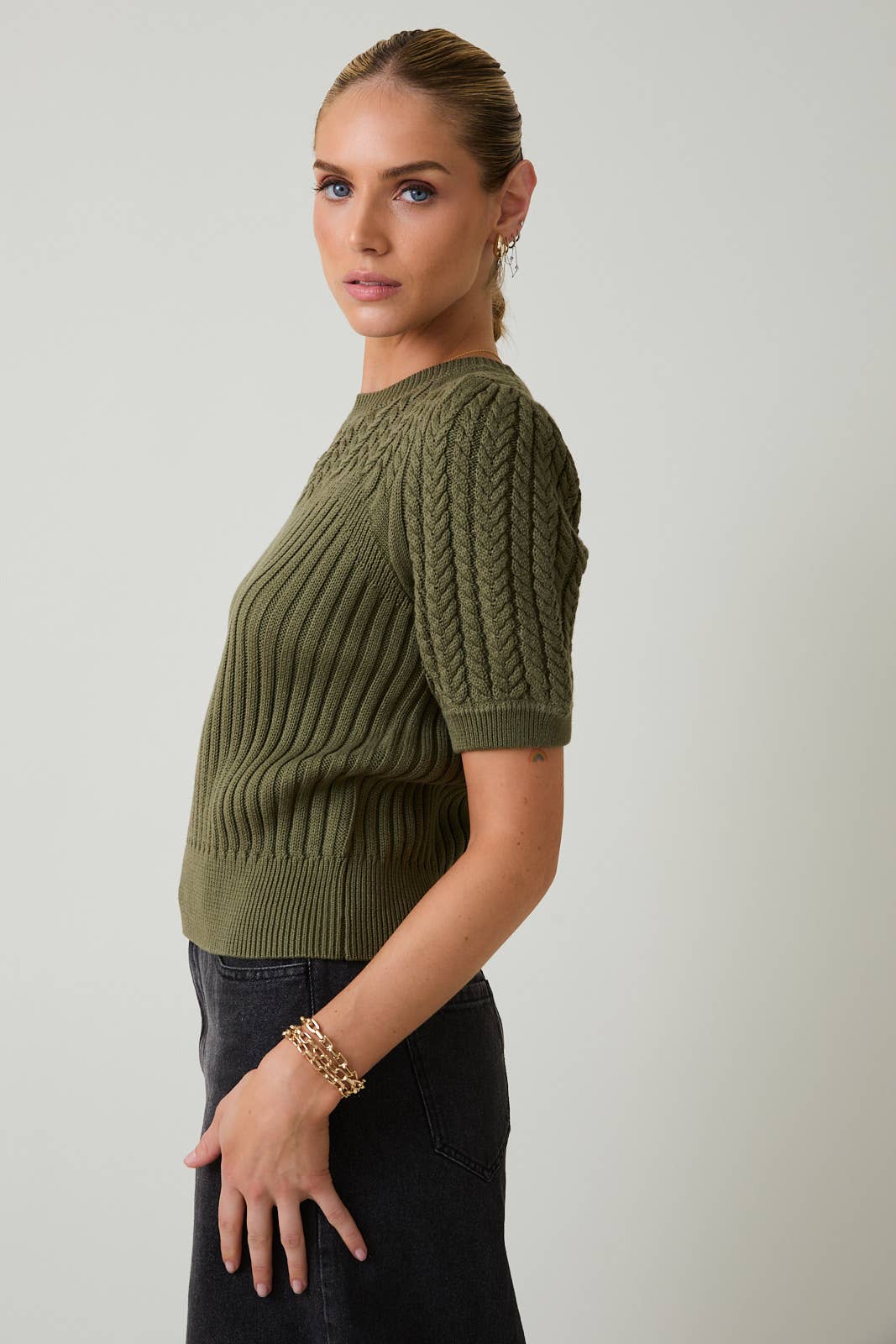 Sunday Edition by LE LIS - Wholesale Knit Sweater - Women's - ROUND NECK PUFF SHORT SLEEVE CABLE SWEATER9