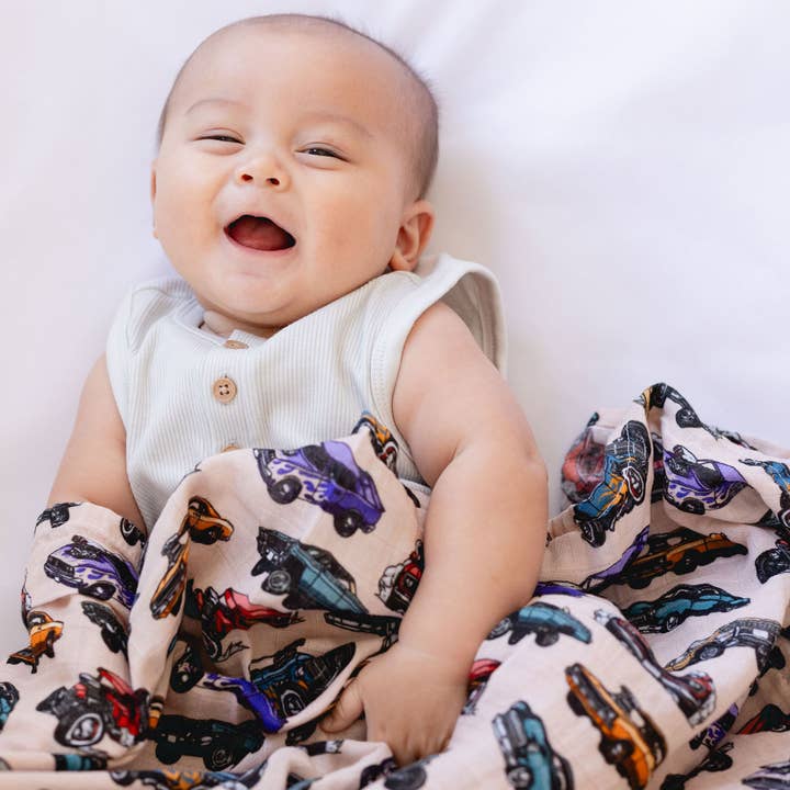 Peachier Goods - Wholesale Swaddle - Baby - Axel Swaddle2