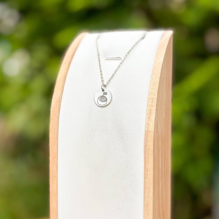 Arthousefern - Wholesale Pendant/Charm Necklace - Cinnamon bun necklace - Stainless Steel3