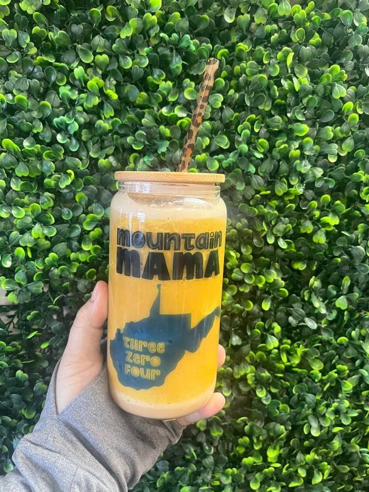 Coupe Mountain Mama Can pour la vente par Nolans Trends