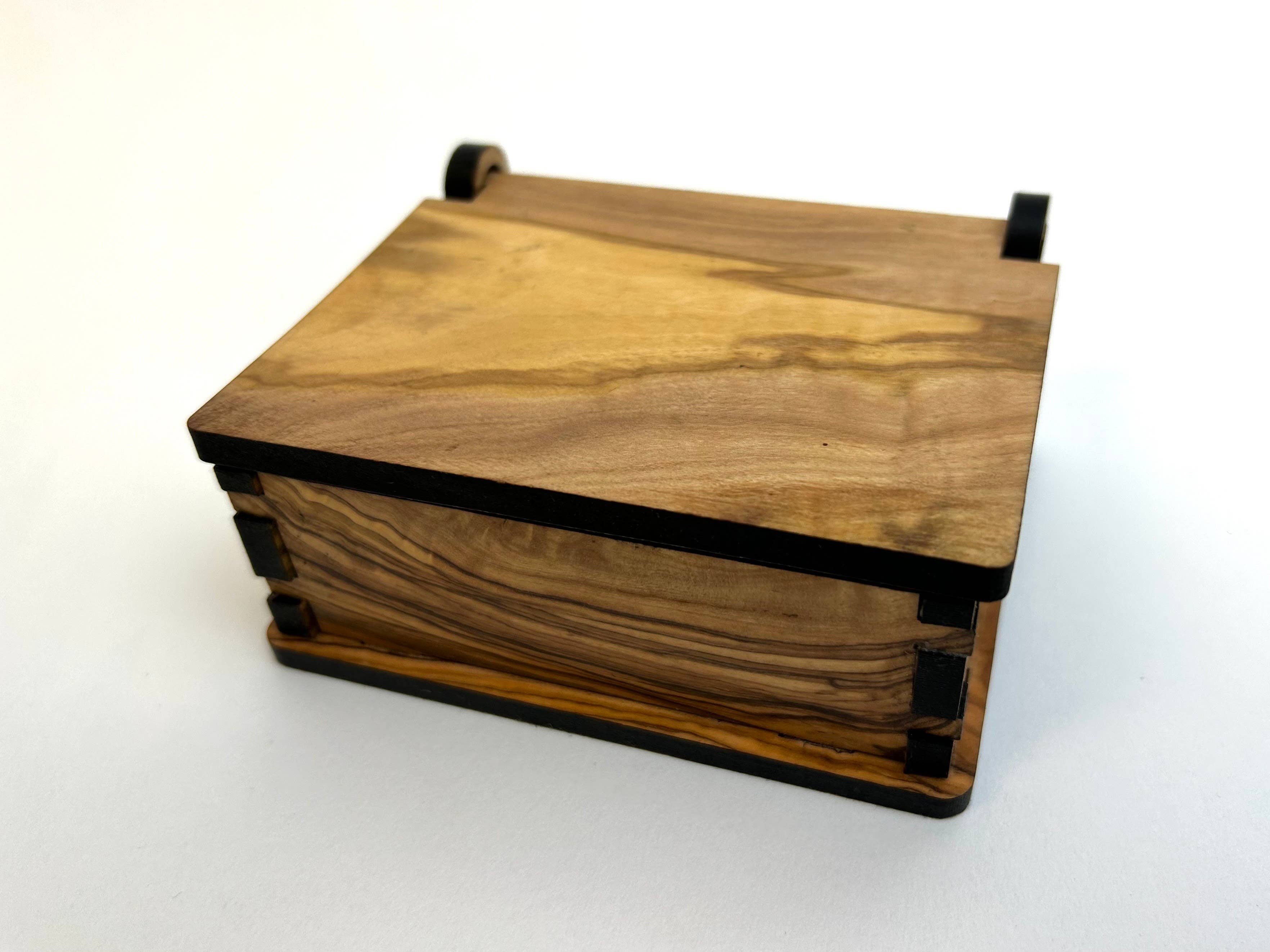 Natural OliveWood - Wholesale Board Game - Olive Wood Dominos Game1