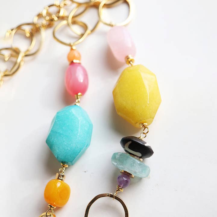 EMOLA long necklace for women and other Purchase Wholesale brass chain. Free Returns & Net 60 Terms on Faire trending on Faire.