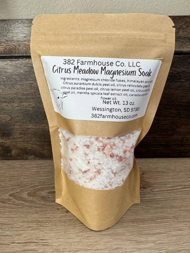 Trempage de magnésium aux agrumes pour la vente par 382 Farmhouse Co LLC