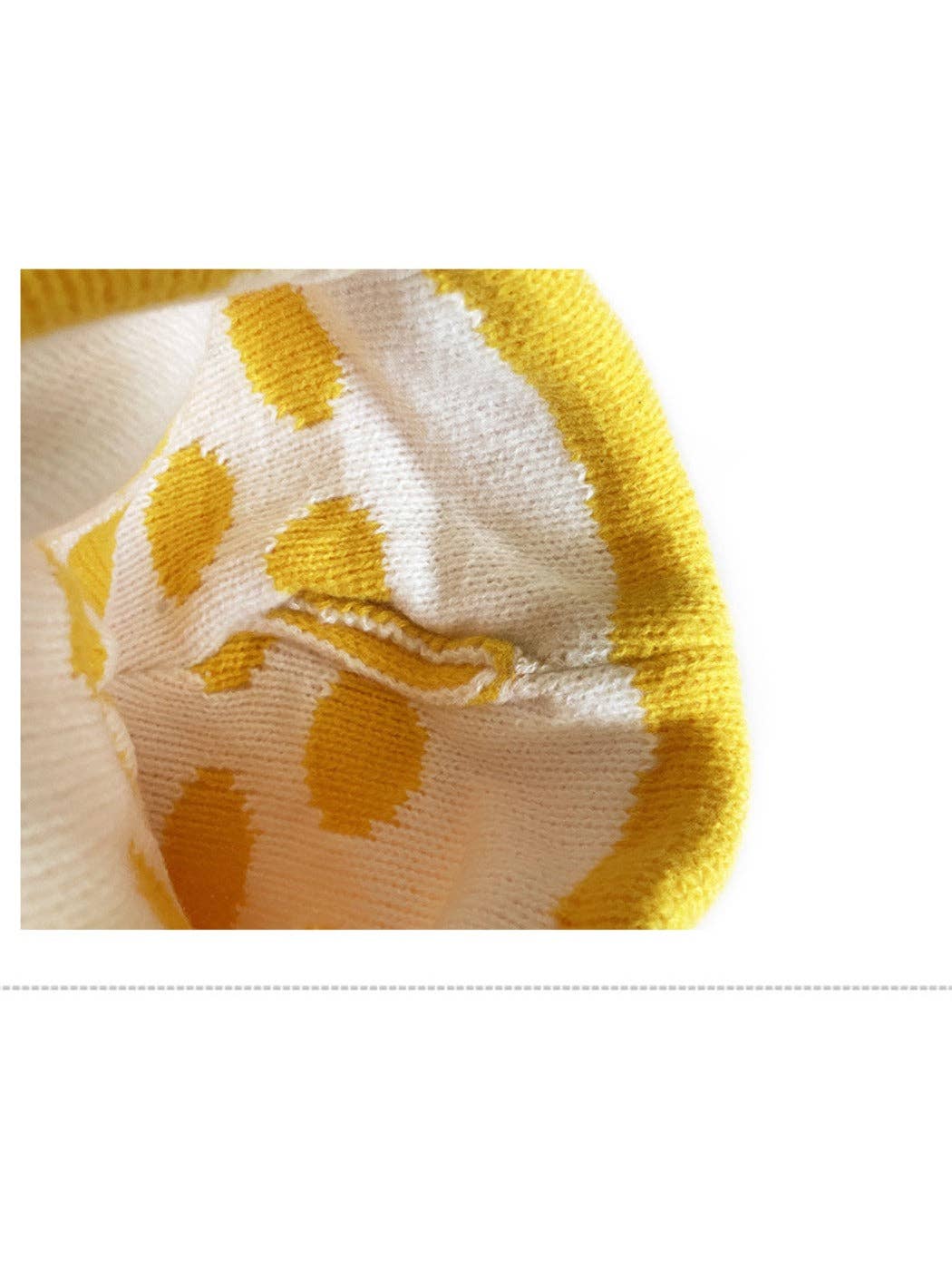 Funkyrel® Atzbranding Limited - Wholesale Beanie - Women's - Haila - Polka Dots Cat-Ear Knitted Beanie6