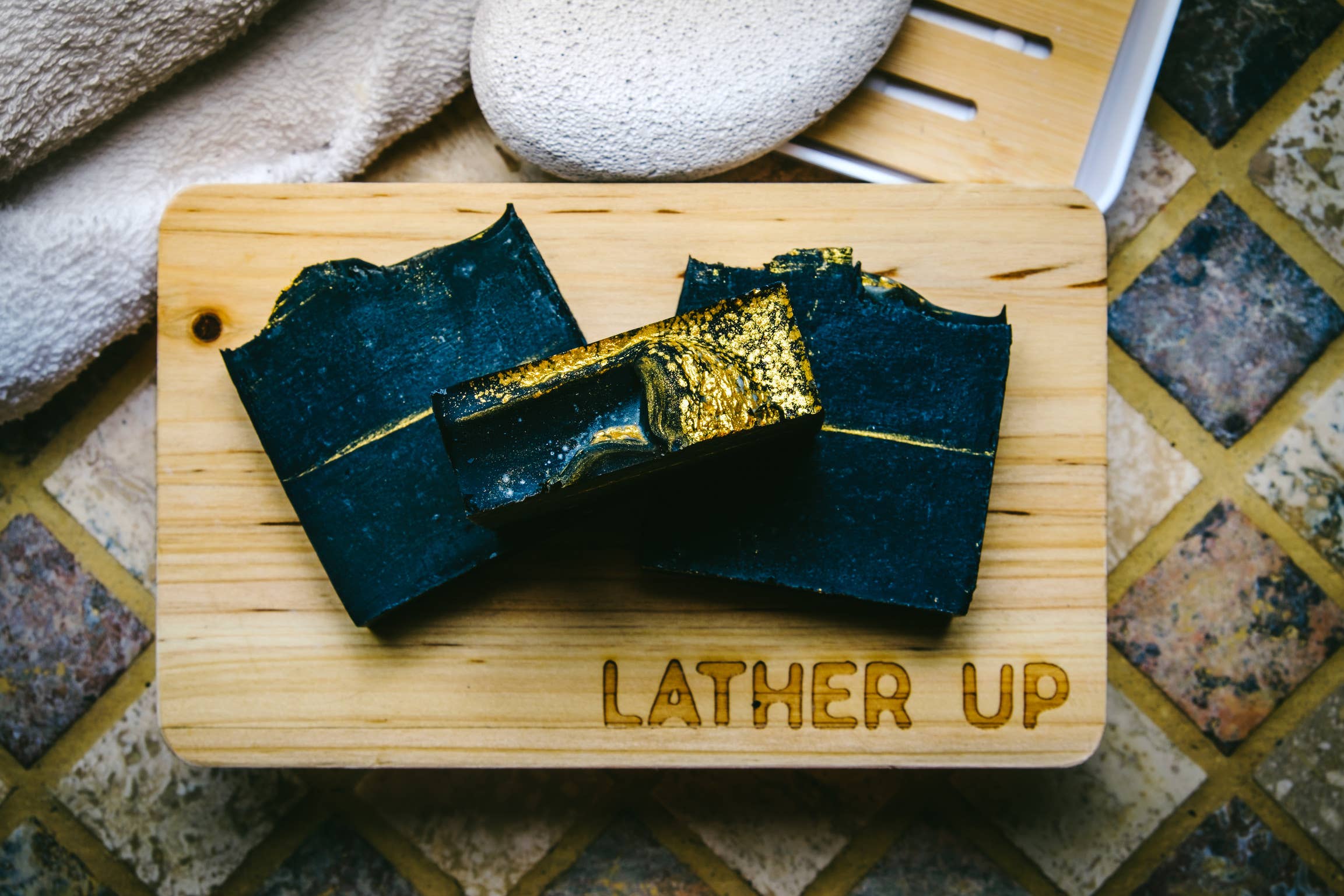 Resting Beef Face - Wholesale Bar Soap - RESTING BEEF FACE | CHARCOAL CLARITY TALLOW SOAP 4oz BARS3