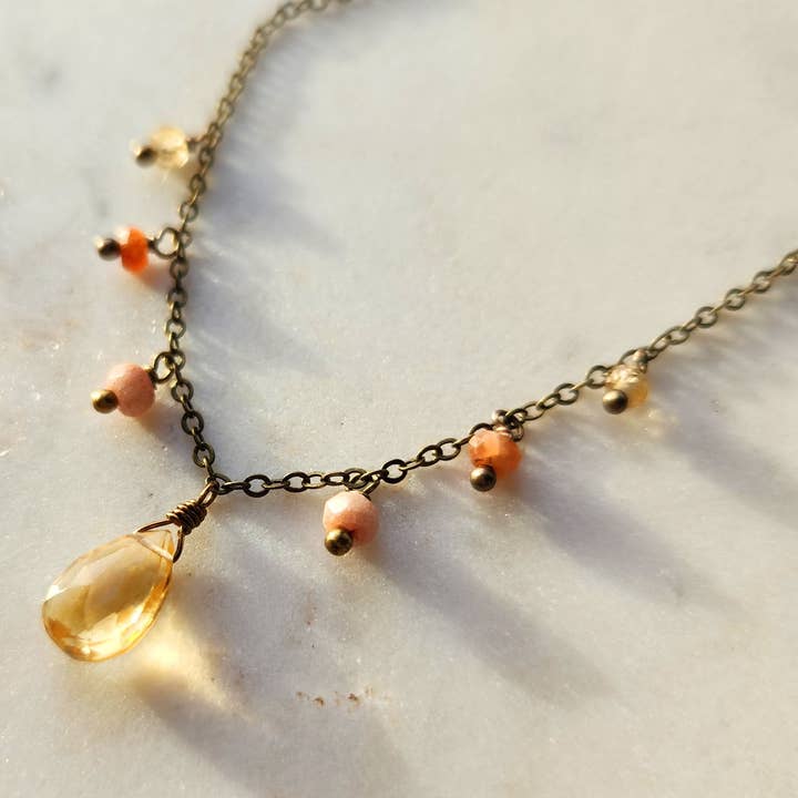 Citrien en Veelkleurige Zonnesteen Franje Ketting voor wholesale door Edgy Petal Jewelry