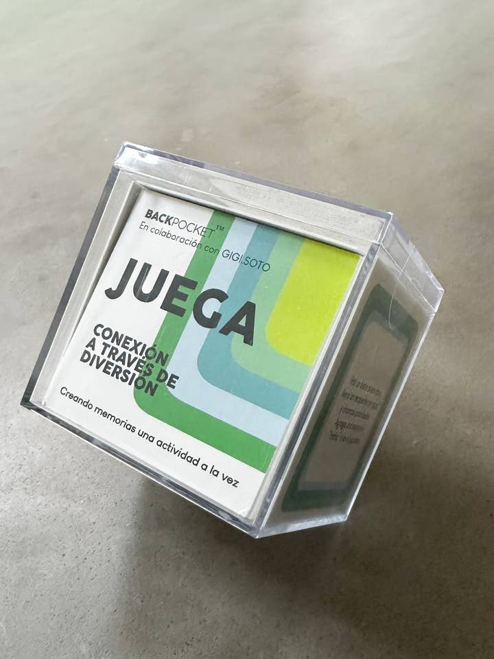 Juega: Conexión a Través de la Diversión for wholesale by BACKPOCKET