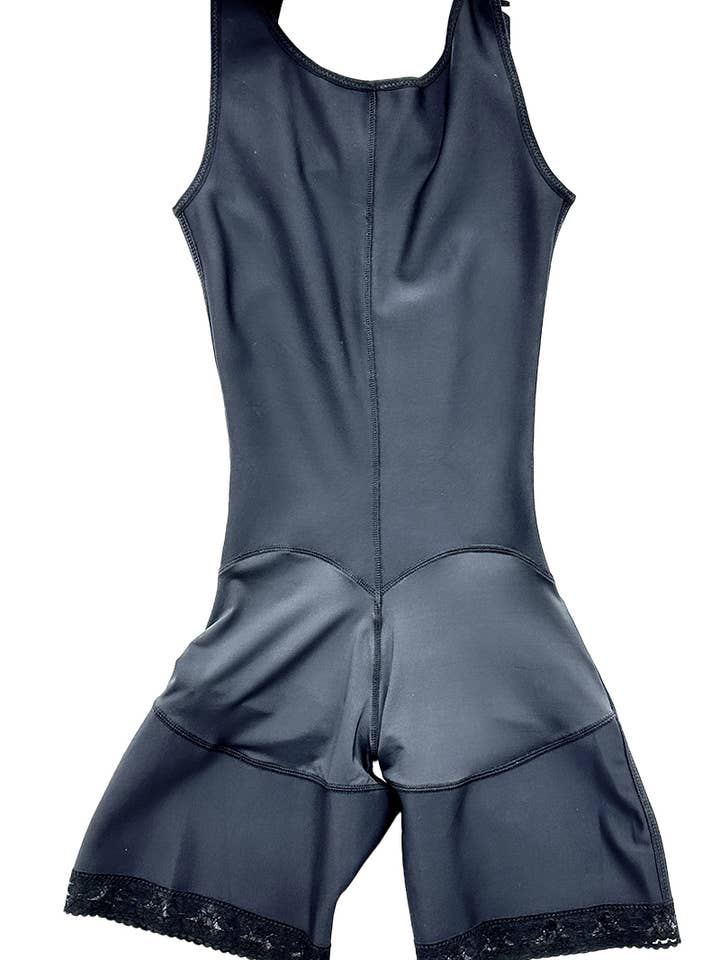 Belle Com'Elle - Wholesale Corset - Women's - Shorty jumpsuit jacket with clips/G250091