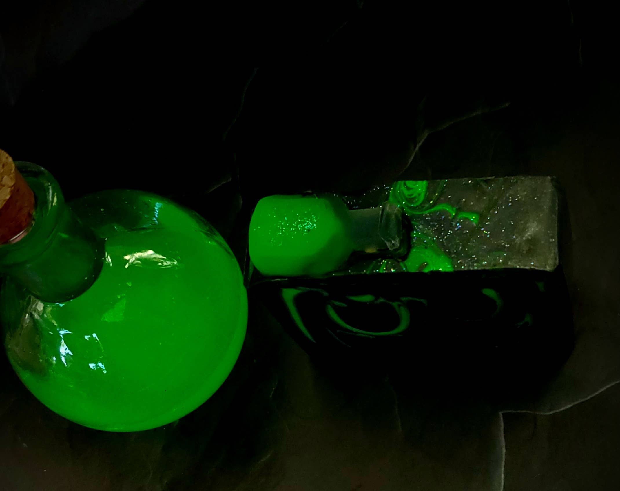 Raven Avenue Studio - Wholesale Bar Soap - Absinthe Artisan Soap / Beer Soap1