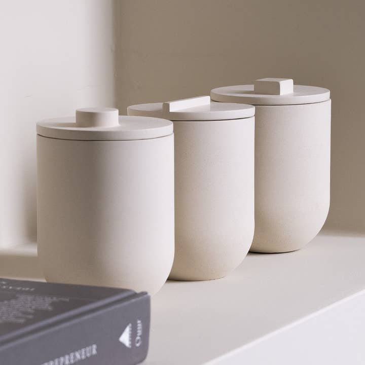TAPA cream organic handcrafted concrete candle 3 lids for wholesale by ZOA concept