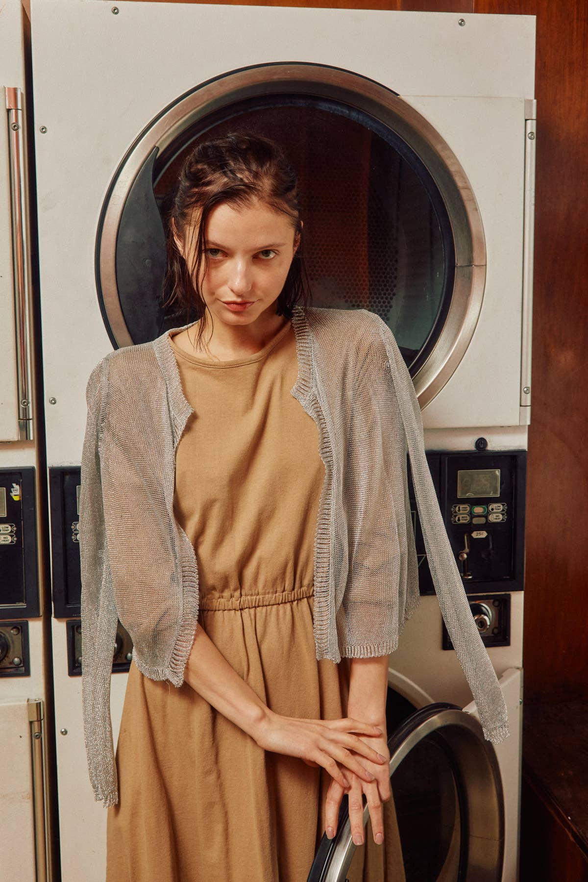 Lara Daisy - Vente Cardigan – femme - Cardigan métallique à devant ouvert3