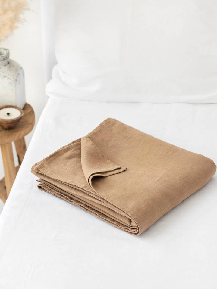 Latte linen flat sheet for wholesale by MagicLinen (We handle U.S. import procedures for you)