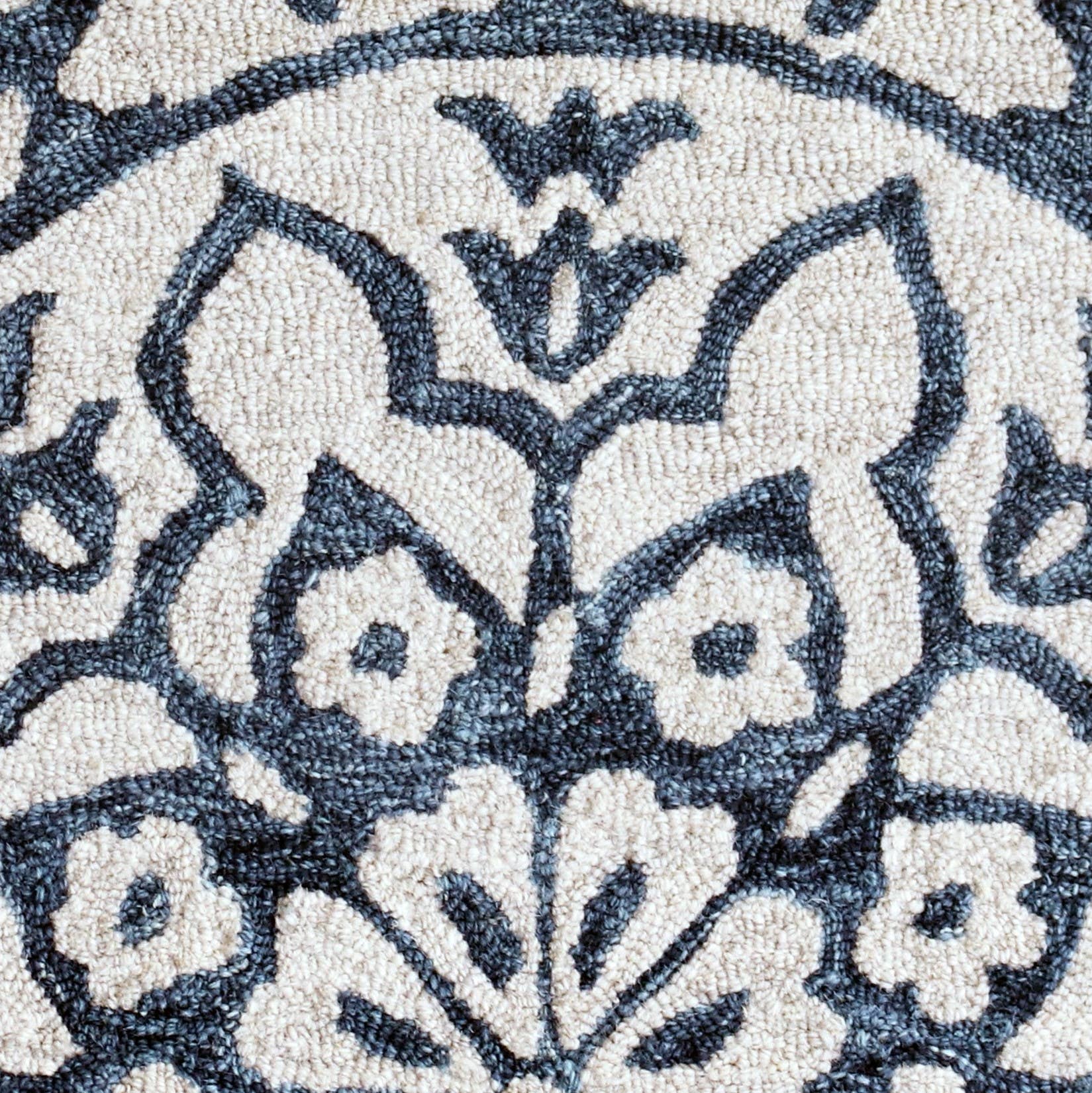 LR Home - Wholesale Area Rug - Beatrice Floral Ivory Blue Classic Round / Hearth Area Rug3