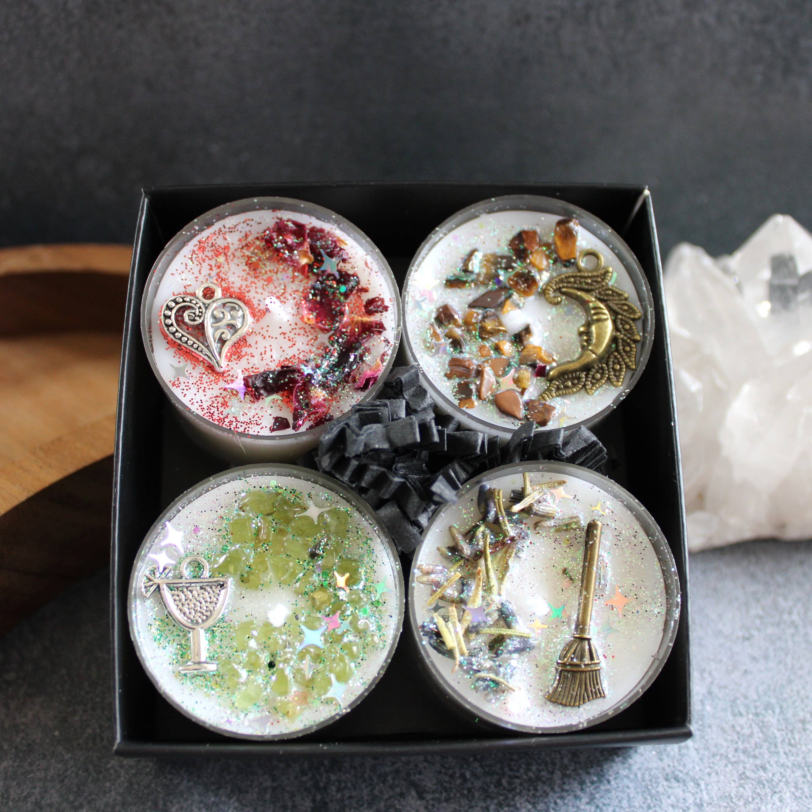 Moondust and Raven – Engroshandel Fyrfadslys – Practical Magic fyrfadslys med krystaller og ritualer1