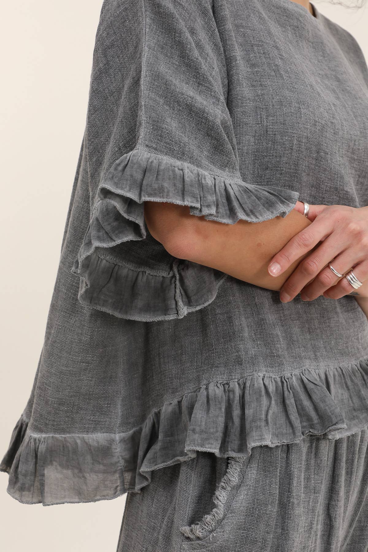 LÉA & LUC - Wholesale Blouse - Women's - Plain blouse in 50% Linen and 50% Cotton REF. 874740