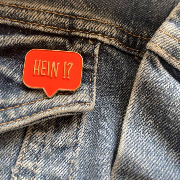 Pin's huh for wholesale by Madame la mouette