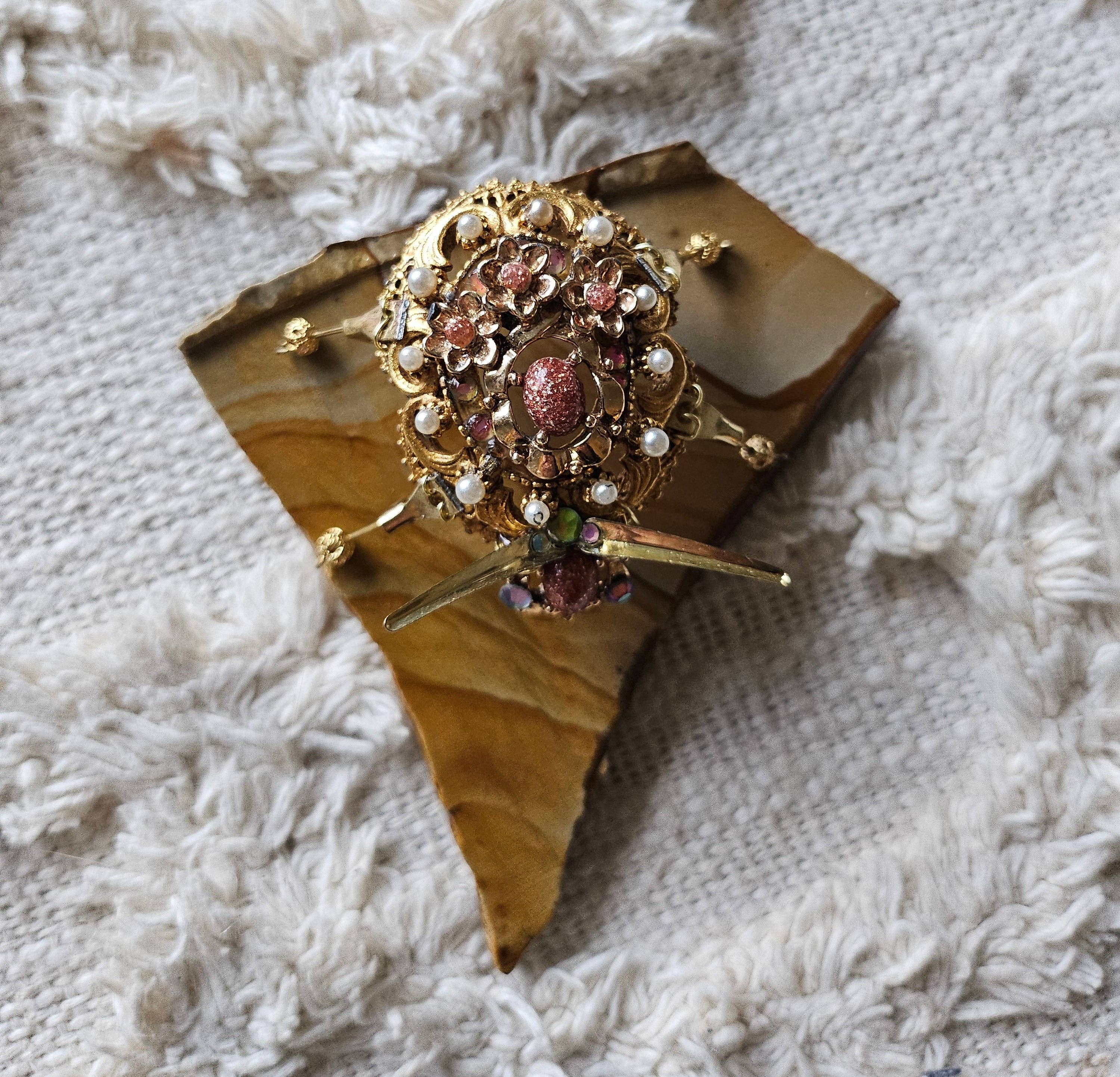 Jungle Relics - Wholesale Sculpture - Jeweled Insect and Creature Art: Small Stone and Bead Sculptures on Semi-Precious Stone3