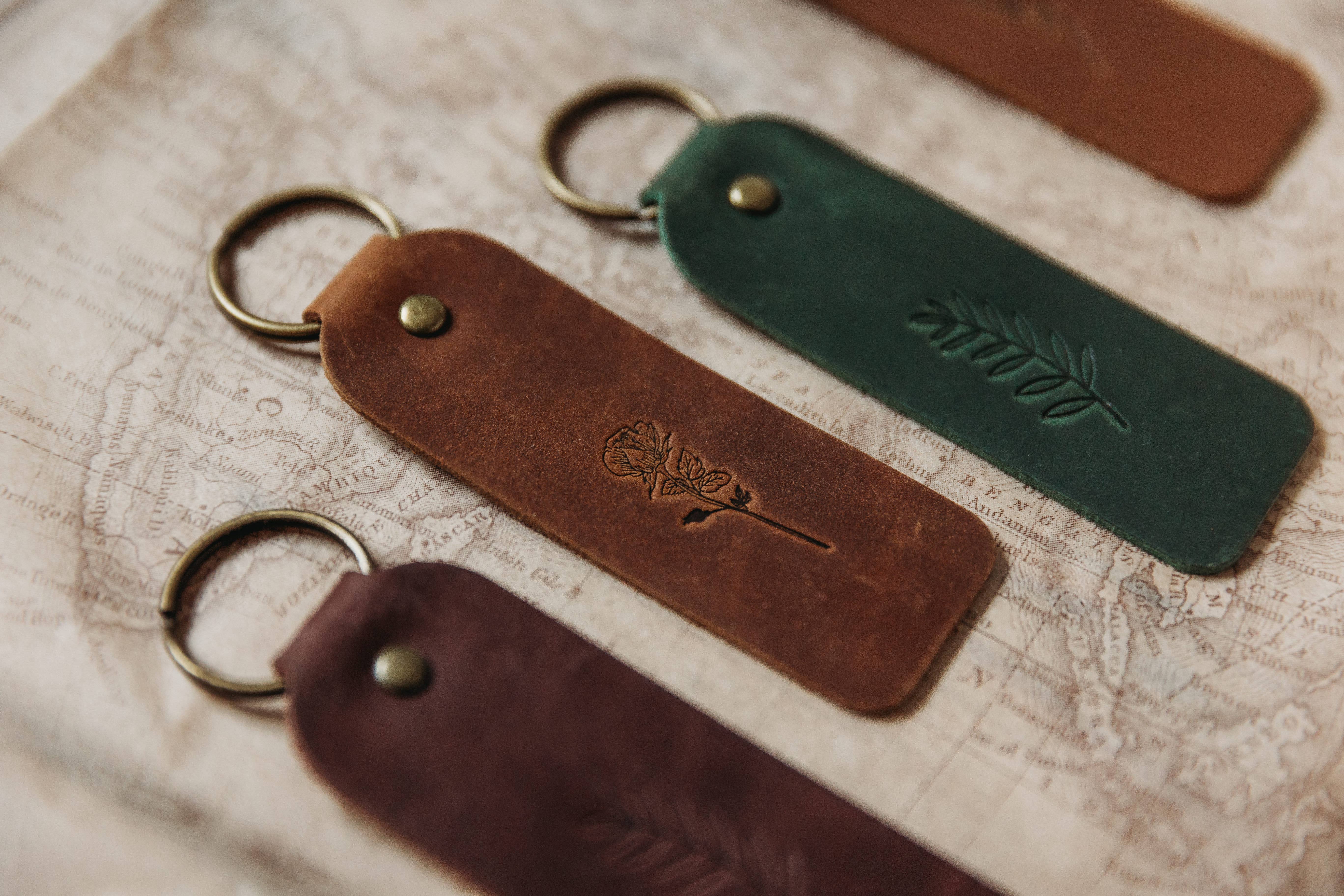Lucas Ruth - Wholesale Keychain - Unisex - Floral Leather Keyrings Key Fobs4