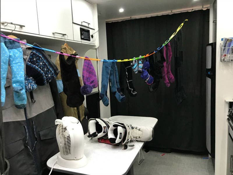 Adventure Awaits - Wholesale Clothes hangers - Slide n' Dry Pegless Clothesline | Rainbow | Australian Made9