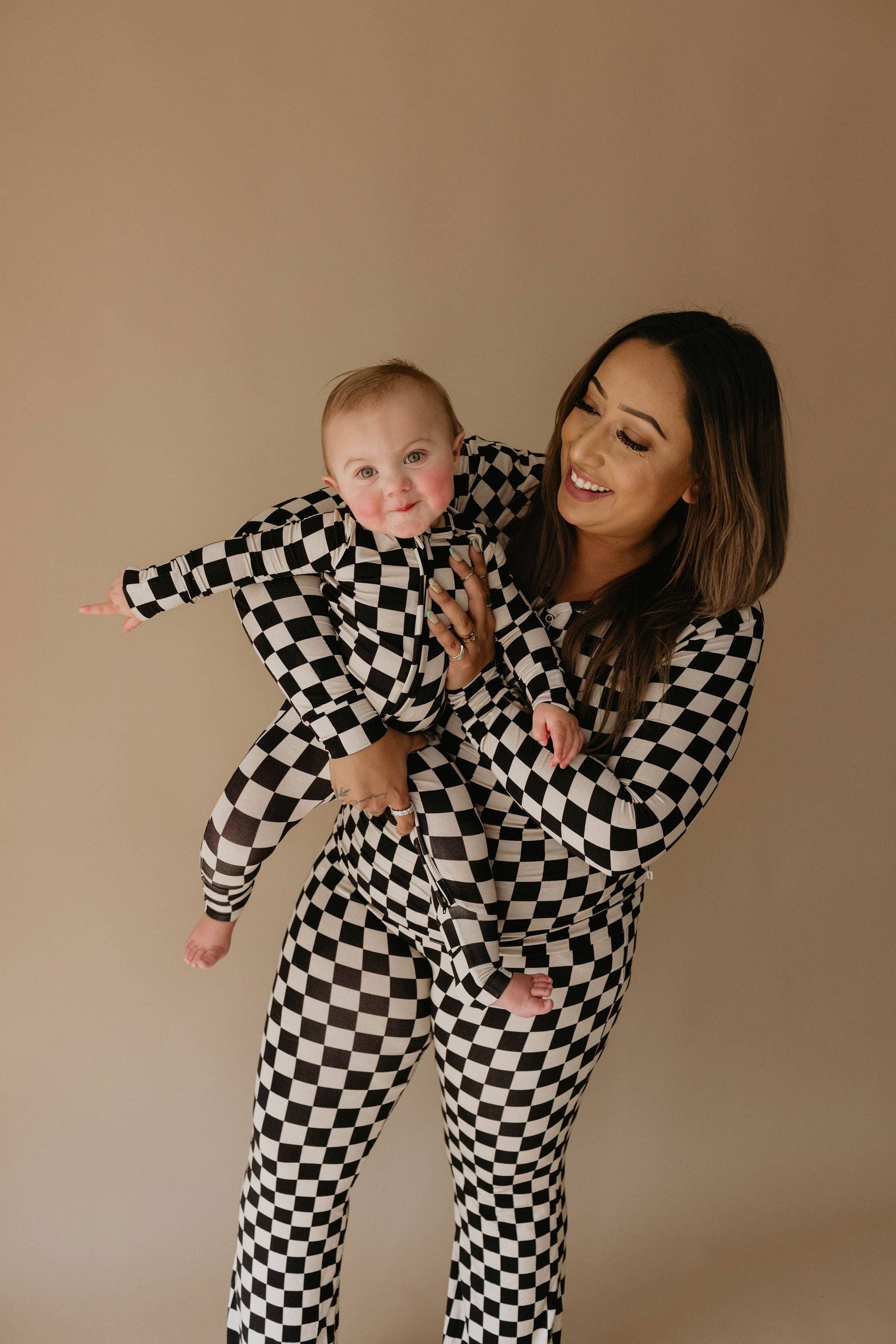 Forever French Baby - Wholesale Sleepwear Set - Women's - Women's Bamboo Pajamas | Black Checkerboard5