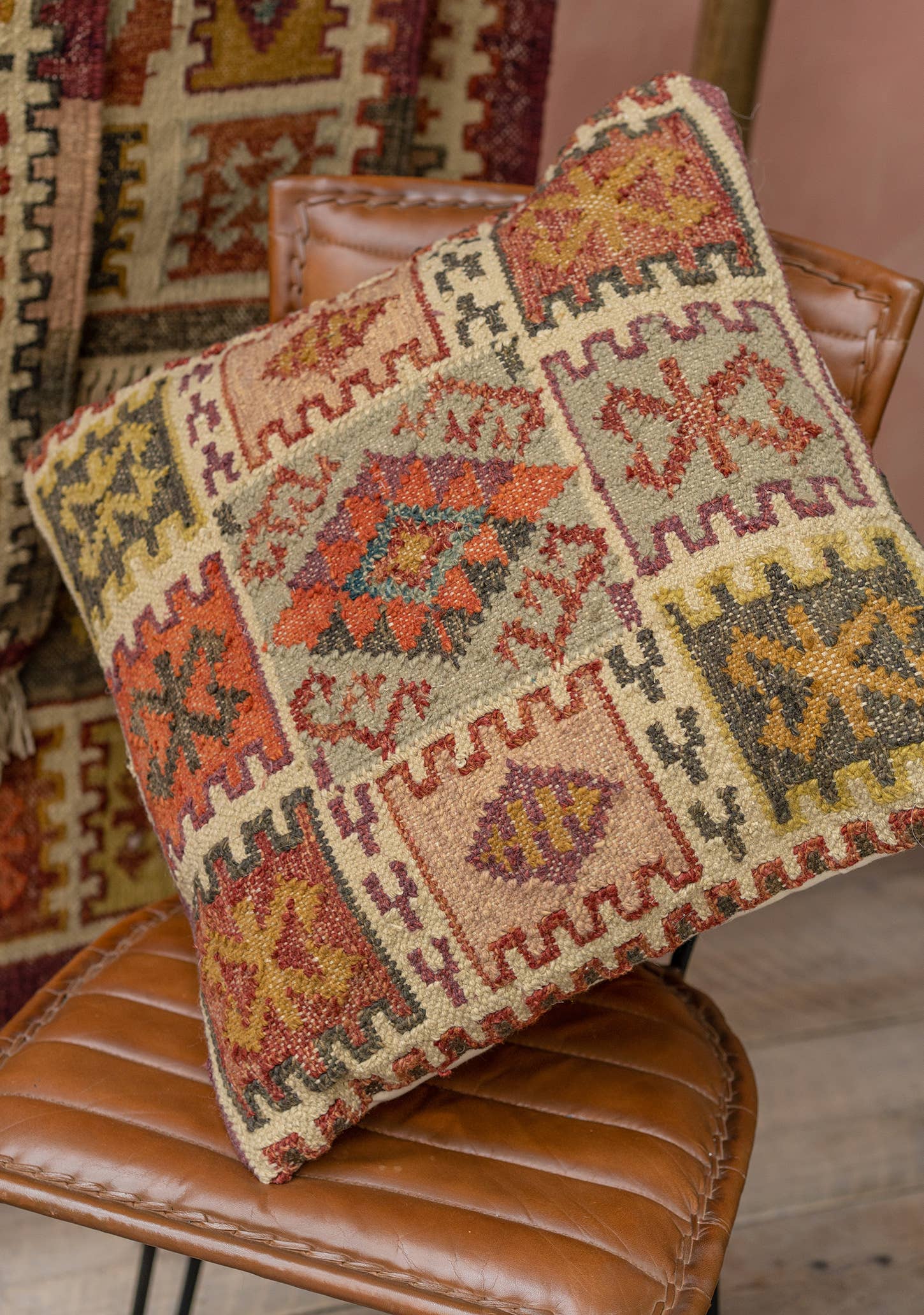 Namaste - Wholesale Throw Pillow Cover - Narayan Handloom Kilim Cushion Cover, 50 X 50cm2